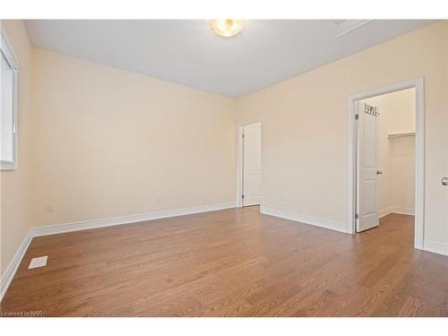 408 Hummel Crescent, Fort Erie, ON - Indoor Photo Showing Other Room