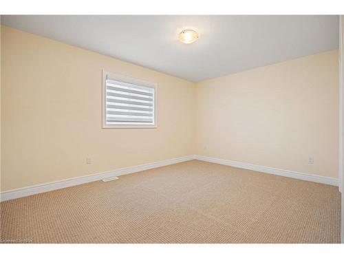 408 Hummel Crescent, Fort Erie, ON - Indoor Photo Showing Other Room