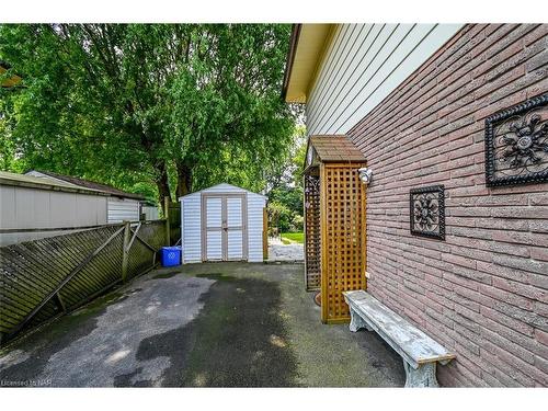 4118 Chippawa Parkway, Niagara Falls, ON - Outdoor