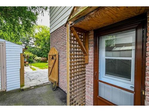 4118 Chippawa Parkway, Niagara Falls, ON - Outdoor With Exterior