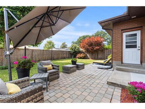 4563 Pinedale Drive, Niagara Falls, ON - Outdoor With Exterior