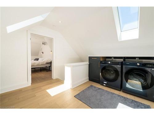 698 Rye Street, Niagara-On-The-Lake, ON - Indoor Photo Showing Laundry Room