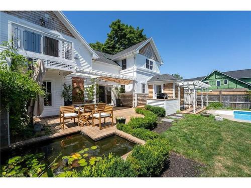 698 Rye Street, Niagara-On-The-Lake, ON - Outdoor With In Ground Pool With Deck Patio Veranda