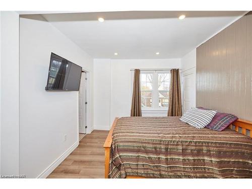 59 Permilla Street, St. Catharines, ON - Indoor Photo Showing Bedroom