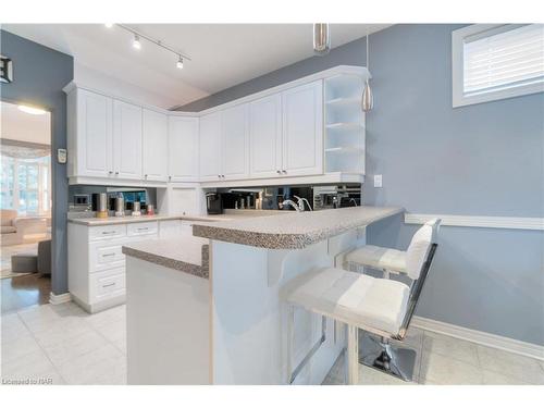 3382 Dustan Street, Vineland, ON - Indoor Photo Showing Kitchen