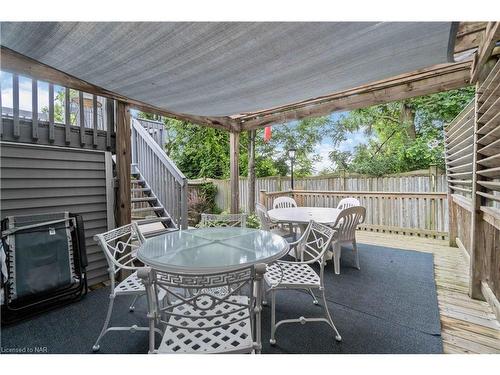 3382 Dustan Street, Vineland, ON - Outdoor With Deck Patio Veranda With Exterior