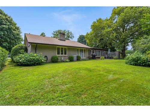 2 Peachtree Park, Fonthill, ON - Outdoor With Deck Patio Veranda