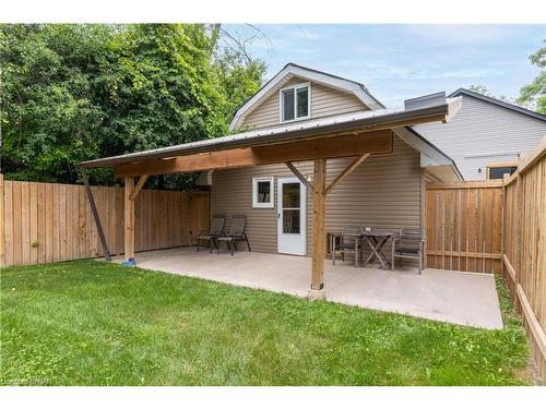 681 Warner Road, Niagara-On-The-Lake, ON - Outdoor With Deck Patio Veranda