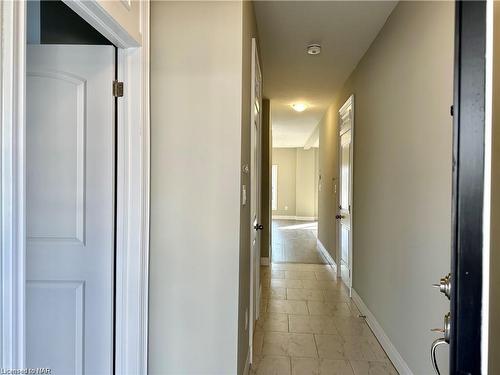 16 Alayche Trail, Welland, ON - Indoor