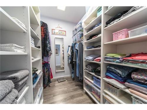 109-8111 Forest Glen Drive, Niagara Falls, ON - Indoor With Storage