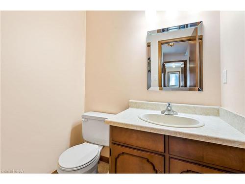 337 Barrick Road, Port Colborne, ON - Indoor Photo Showing Bathroom