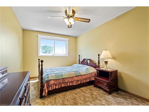 337 Barrick Road, Port Colborne, ON - Indoor Photo Showing Bedroom