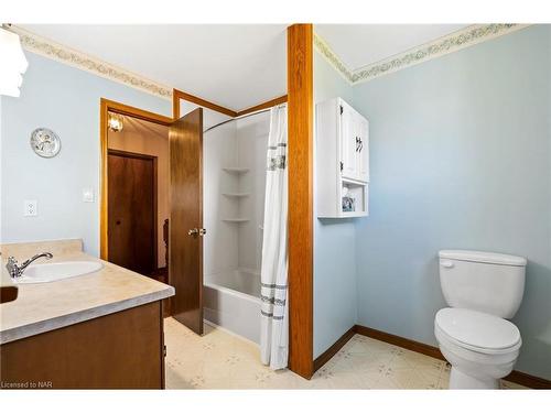 337 Barrick Road, Port Colborne, ON - Indoor Photo Showing Bathroom