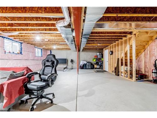 16-154 Port Robinson Road, Fonthill, ON - Indoor Photo Showing Basement