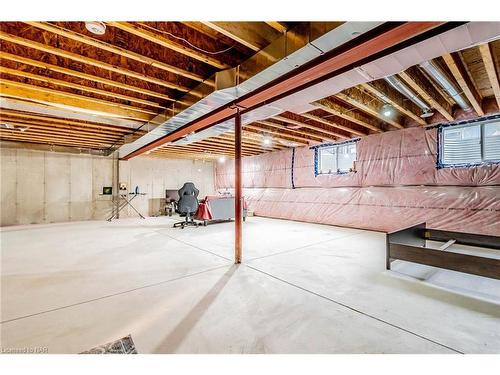 16-154 Port Robinson Road, Fonthill, ON - Indoor Photo Showing Basement