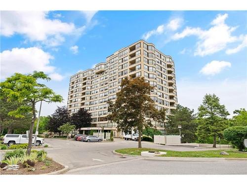 1001-3 Towering Heights Boulevard, St. Catharines, ON - Outdoor With Facade