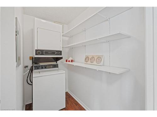 1001-3 Towering Heights Boulevard, St. Catharines, ON - Indoor Photo Showing Laundry Room