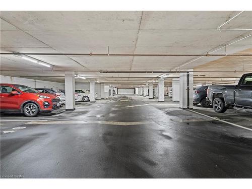 1001-3 Towering Heights Boulevard, St. Catharines, ON - Indoor Photo Showing Garage