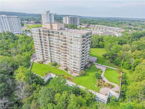 1001-3 Towering Heights Boulevard, St. Catharines, ON - Outdoor With View