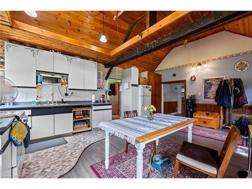 44045 Highway 3 Highway, Lowbanks, ON - Indoor Photo Showing Kitchen