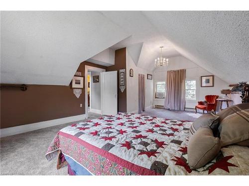 44045 Highway 3 Highway, Lowbanks, ON - Indoor Photo Showing Bedroom