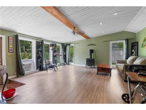 44045 Highway 3 Highway, Lowbanks, ON -  Photo Showing Living Room