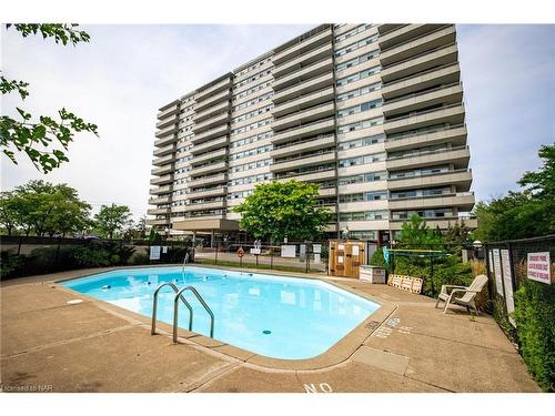 809-215 Glenridge Avenue, St. Catharines, ON - Outdoor With In Ground Pool With Balcony