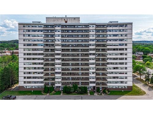 909-215 Glenridge Avenue, St. Catharines, ON - Outdoor With Balcony With Facade