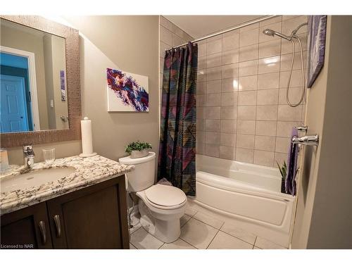 14-77 Avery Crescent, St. Catharines, ON - Indoor Photo Showing Bathroom