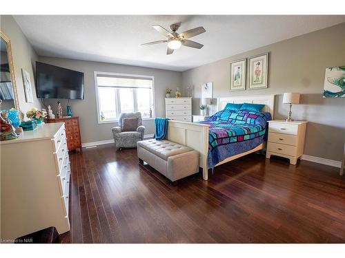 14-77 Avery Crescent, St. Catharines, ON - Indoor Photo Showing Bedroom