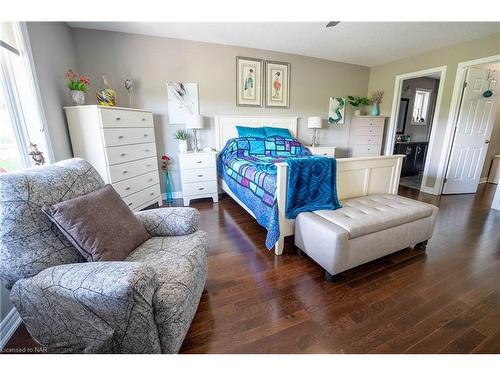 14-77 Avery Crescent, St. Catharines, ON - Indoor Photo Showing Bedroom