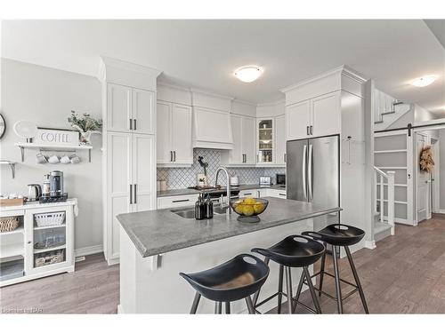 17 Wilkerson Street Street, Thorold, ON - Indoor Photo Showing Kitchen With Double Sink