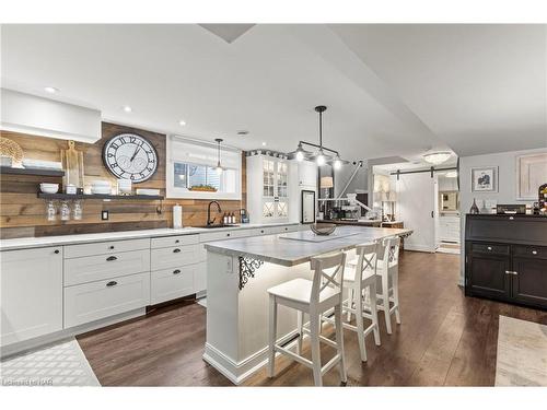 17 Wilkerson Street Street, Thorold, ON - Indoor Photo Showing Kitchen