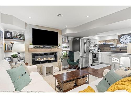 17 Wilkerson Street Street, Thorold, ON - Indoor Photo Showing Living Room With Fireplace