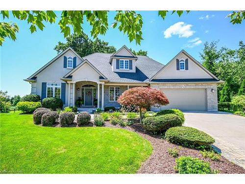 32 Timmsdale Crescent, Fonthill, ON - Outdoor With Facade