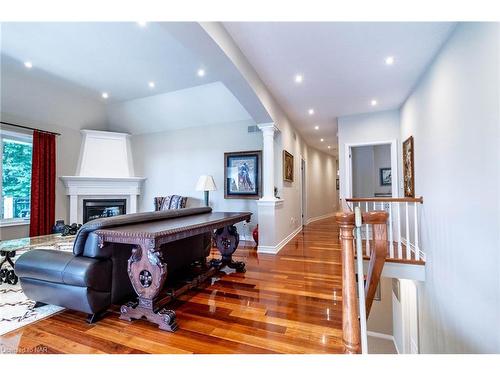 32 Timmsdale Crescent, Fonthill, ON - Indoor Photo Showing Other Room