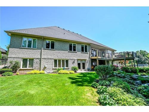 32 Timmsdale Crescent, Fonthill, ON - Outdoor