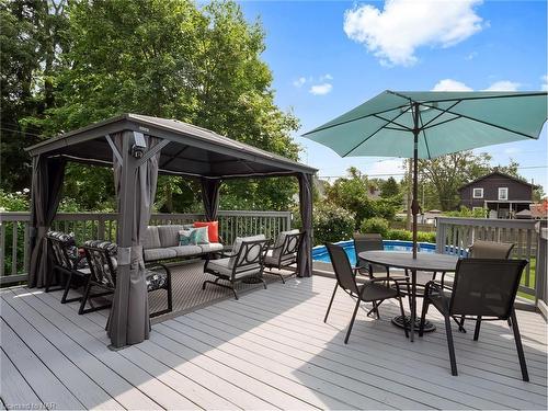 259 Dufferin Street, Fort Erie, ON - Outdoor With Deck Patio Veranda