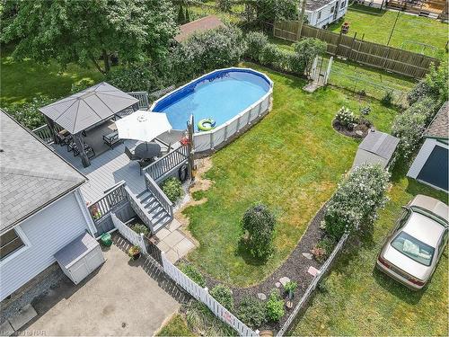 259 Dufferin Street, Fort Erie, ON - Outdoor With Above Ground Pool