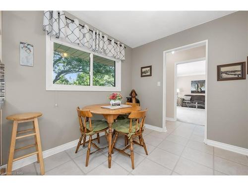 51 Regent Drive, St. Catharines, ON - Indoor Photo Showing Dining Room