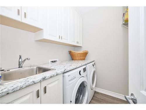 211-529 South Pelham Road, Welland, ON - Indoor Photo Showing Laundry Room