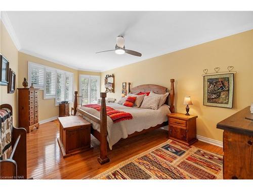 35-13 Lakeside Drive, St. Catharines, ON - Indoor Photo Showing Bedroom