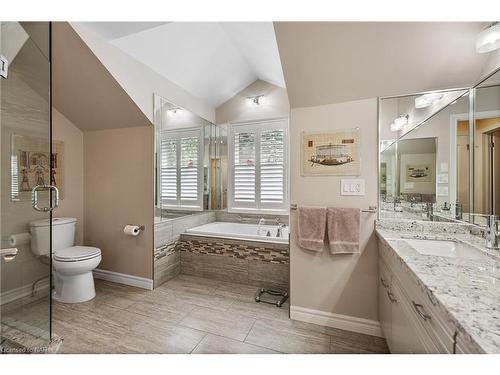 35-13 Lakeside Drive, St. Catharines, ON - Indoor Photo Showing Bathroom