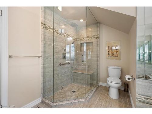 35-13 Lakeside Drive, St. Catharines, ON - Indoor Photo Showing Bathroom