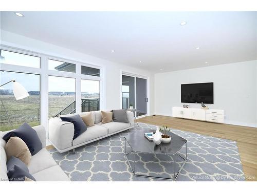 95 Port Robinson Road, Pelham, ON - Indoor Photo Showing Living Room