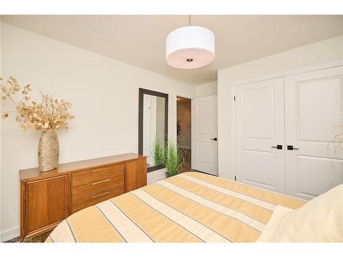 6 Cyclone Way, Crystal Beach, ON - Indoor Photo Showing Bedroom