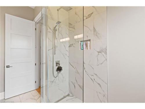 13 Francesco Crescent, St. Catharines, ON - Indoor Photo Showing Bathroom