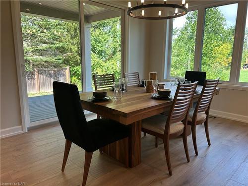 27 Maple Leaf Avenue S, Ridgeway, ON - Indoor Photo Showing Dining Room