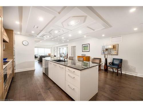 102-10 Dalhousie Avenue, St. Catharines, ON - Indoor Photo Showing Kitchen With Upgraded Kitchen