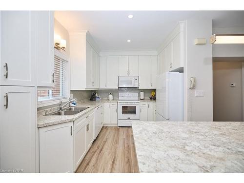 13 Timber Lane, St. Catharines, ON - Indoor Photo Showing Kitchen With Double Sink